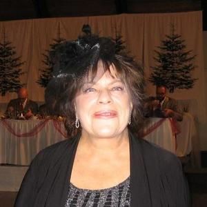 Meet your Posher, Beverlee